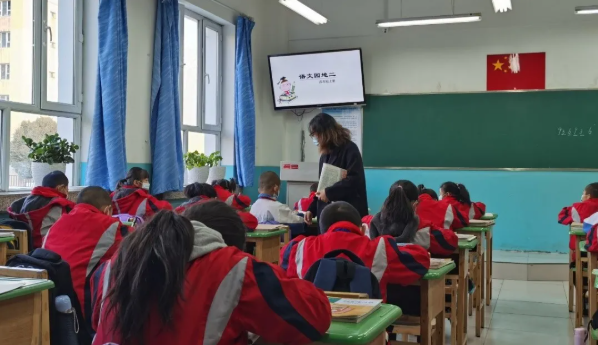 三代華電人的青春接力