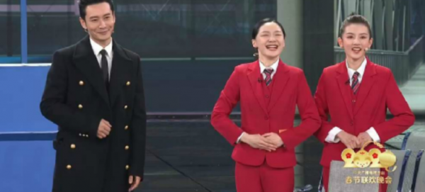 父親患病母親出走、被老師羞辱嘲諷，金靖到底經歷了怎樣的苦難？