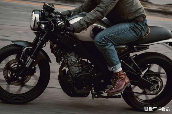 雅馬哈聯合ZEUS CUSTOM，推出XSR155 Cafe Racer版，售價不變