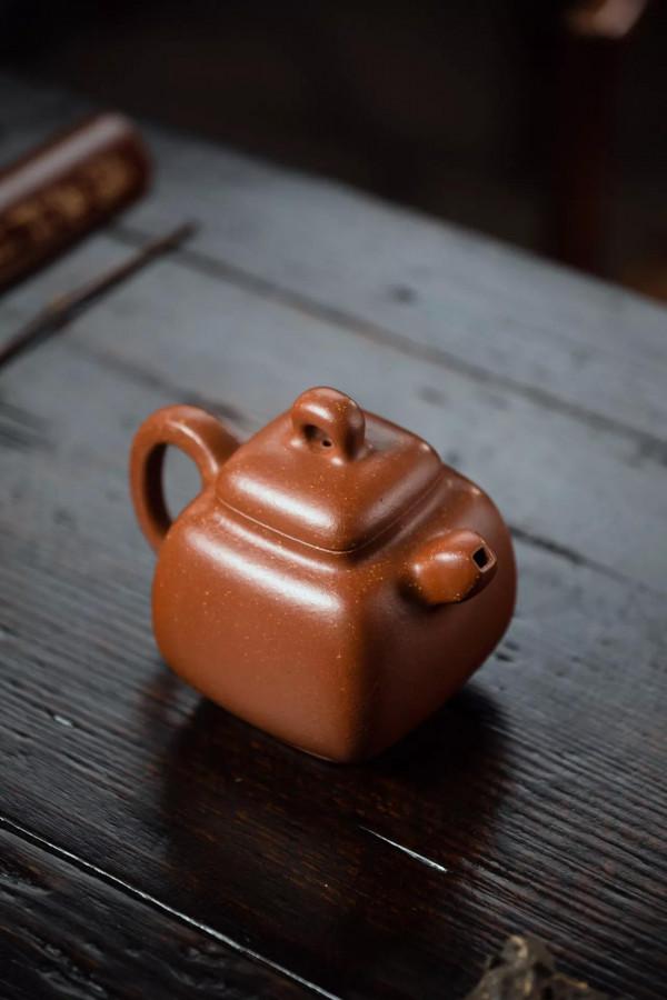 「精品」全手工博容壺.頂級紅降坡泥.董秋霞.310cc