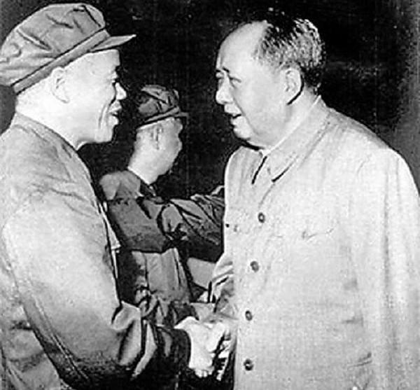 67年毛主席在療養，韓先楚在休養所開槍射鳥，毛主席作何反應？