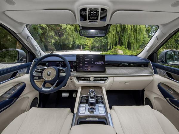 2&period;0T混動系統 油耗更低！坦克500 HEV曝光！價格也將下降？