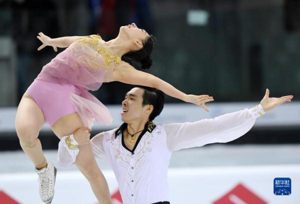 花樣滑冰大獎賽義大利站：法國組合冰舞奪冠