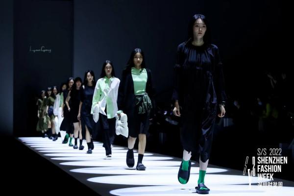 Lynn Gong：在時間的漩渦中洞察真實