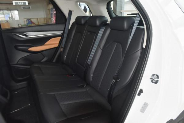 長安CS55 PLUS:5門5座SUV,搭載180馬力+6MT動力,造型時尚 長安CS55 PLUS:5門5座SUV,搭載180馬力+6MT動力,造型時尚