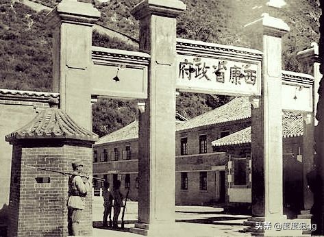 蔣介石在大陸最後一道命令，為何是炮轟上將公館？差點又成階下囚