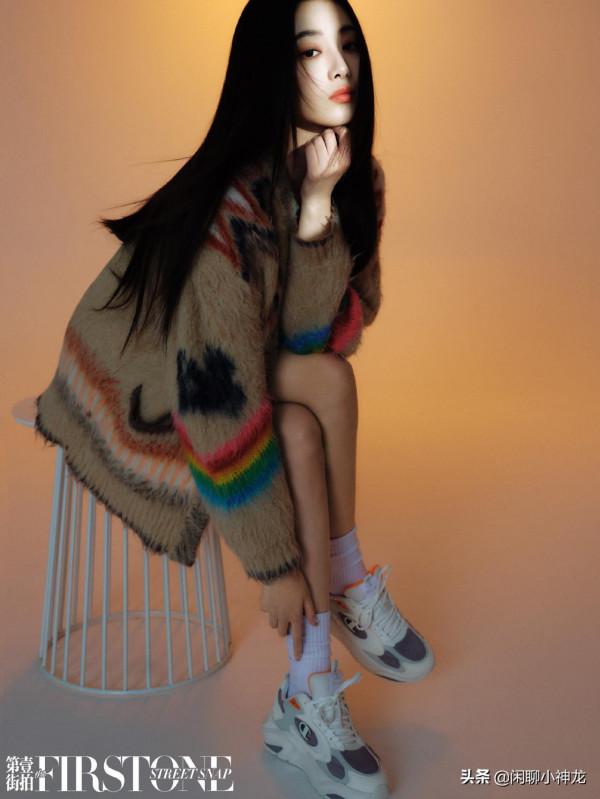 這件毛衣讓女明星的小粗腿無處藏,看看楊冪、戚薇、孟子義、趙粵 這件毛衣讓女明星的小粗腿無處藏,看看楊冪、戚薇、孟子義、趙粵