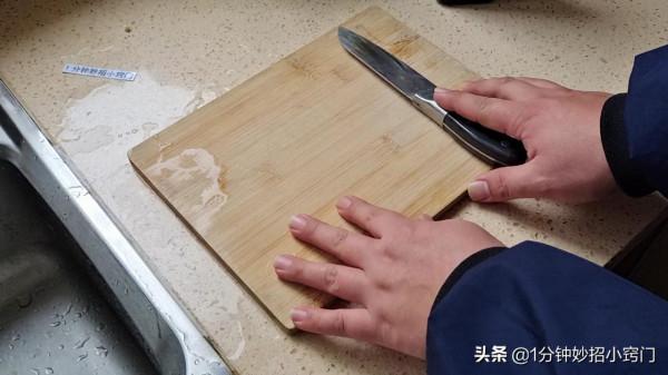 洗碗池放一個水果網套，作用太棒了，學學不吃虧，一年省下好幾百