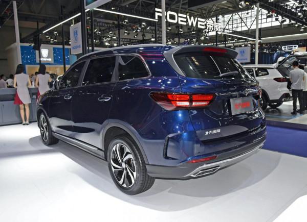 春節回家不用愁,三款15萬可落地的七座中型SUV,外觀大氣有檔次 春節回家不用愁,三款15萬可落地的七座中型SUV,外觀大氣有檔次