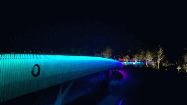 太湖,亮燈! 太湖,亮燈!