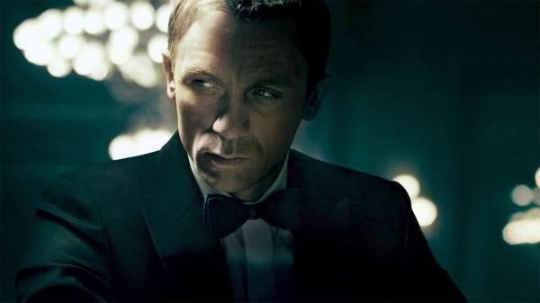 《蝙蝠俠》和《007》系列如何造就影視界的「嚴肅黑暗向」風格? 《蝙蝠俠》和《007》系列如何造就影視界的「嚴肅黑暗向」風格?