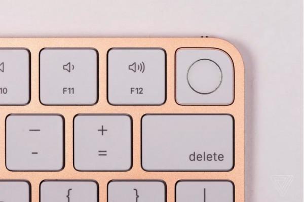 MacBook閉合狀態外接顯示器，帶Touch ID的妙控鍵盤會無法使用Apple Pay