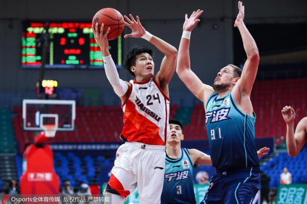 黃榮奇21+12+9吳冠希23分 江蘇力克寧波斬獲賽季第四勝
