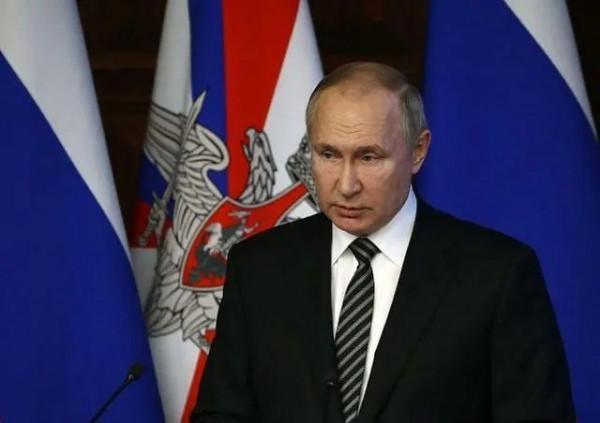 普京曾問久加諾夫一個問題：您的辦公室裡為什麼沒掛列寧像？