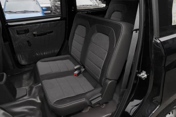 五菱宏光PLUS PK 歐尚A600，誰更合適？