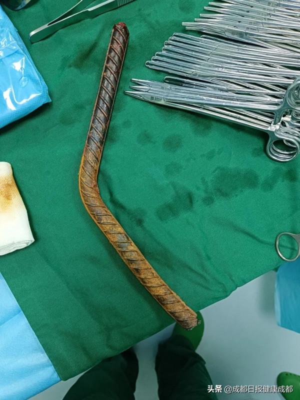 鋼筋戳進頸部！一場與時間賽跑的生命救治緊急展開