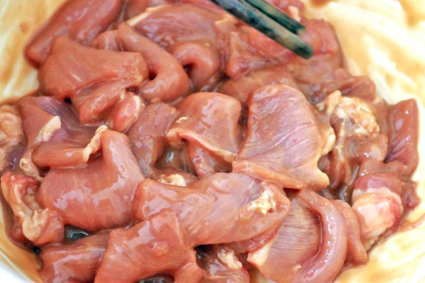 冬季貼膘季,這10道豬肉做法隨你選,好吃過癮,天天換著做吃不膩 冬季貼膘季,這10道豬肉做法隨你選,好吃過癮,天天換著做吃不膩