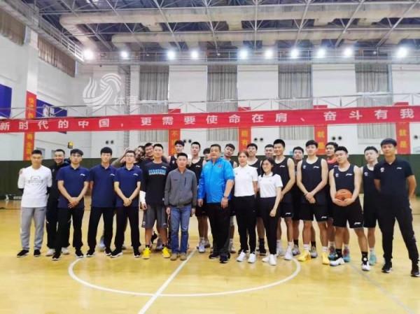 萬聖偉和曹芳互懟，日本欲打造世界第2聯賽，小丁搞怪不忘幫球隊