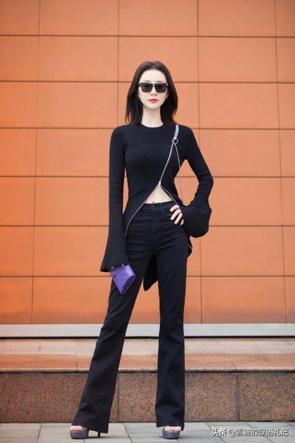 難怪時髦精都不穿闊腿褲了!今年“茶杯褲”火了,時髦顯瘦顯腿長 難怪時髦精都不穿闊腿褲了!今年“茶杯褲”火了,時髦顯瘦顯腿長