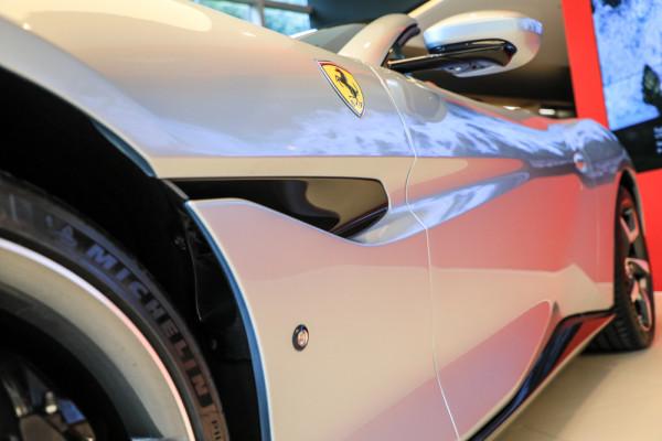 全國就一臺!實拍法拉利最便宜的敞篷跑車Portofino M 全國就一臺!實拍法拉利最便宜的敞篷跑車Portofino M