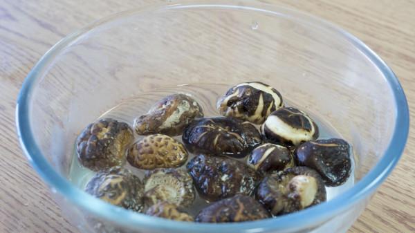 秋冬最適合吃10道蒸菜,有葷有素,少鹽無油煙,適合天冷進補而食 秋冬最適合吃10道蒸菜,有葷有素,少鹽無油煙,適合天冷進補而食