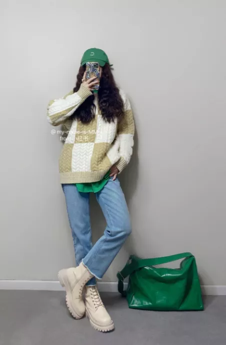 小黑靴OUT了！今冬「這雙鞋」超火爆，時髦精都愛它