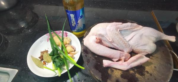 啤酒鴨正宗的做法，不加水，鴨肉軟爛，好吃到連湯汁都不剩