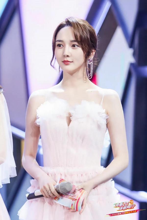 春日物語靳夢佳