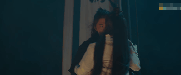 王晶新“倚天”開播，小昭變蜘蛛精、造型全部雷翻，把我看內傷了