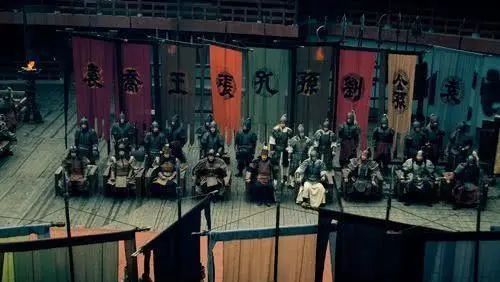 董卓一手好牌硬給打壞，真正想滅董的軍閥只有曹操、孫堅