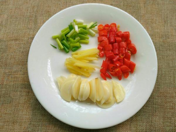 教你豬蹄的秘製做法,解饞過癮超美味,孩子們都饞得不行 教你豬蹄的秘製做法,解饞過癮超美味,孩子們都饞得不行