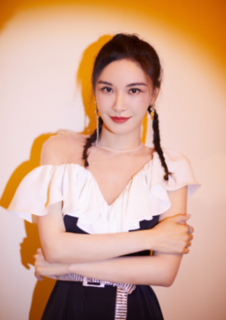 大學時懷孕生子，黃海波花600萬追她，莫小奇到底經歷了什麼？