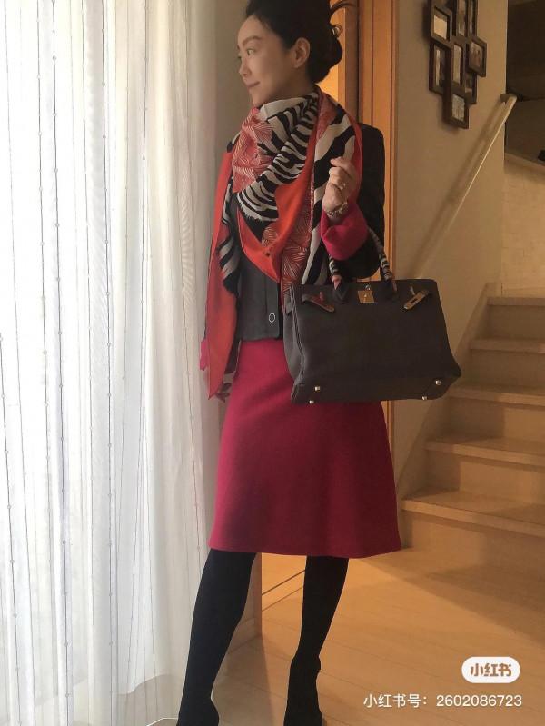 冬天喜歡有顏色的搭配