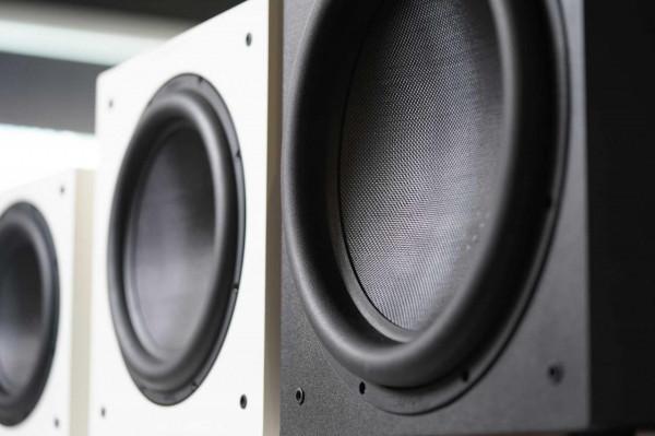 Brev系列低音炮試用！10寸、12寸、15寸家庭影院低音炮全看懂