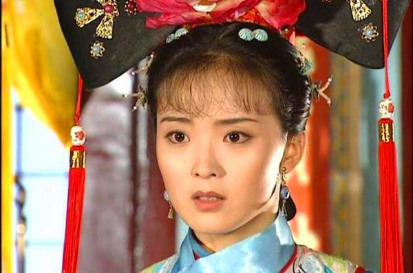 別人演“大家閨秀”只是像，她們簡直就是名門大小姐本人