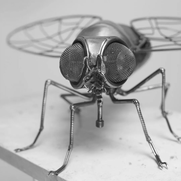 Denis Kulikov 和他的炫酷機甲風動物雕塑