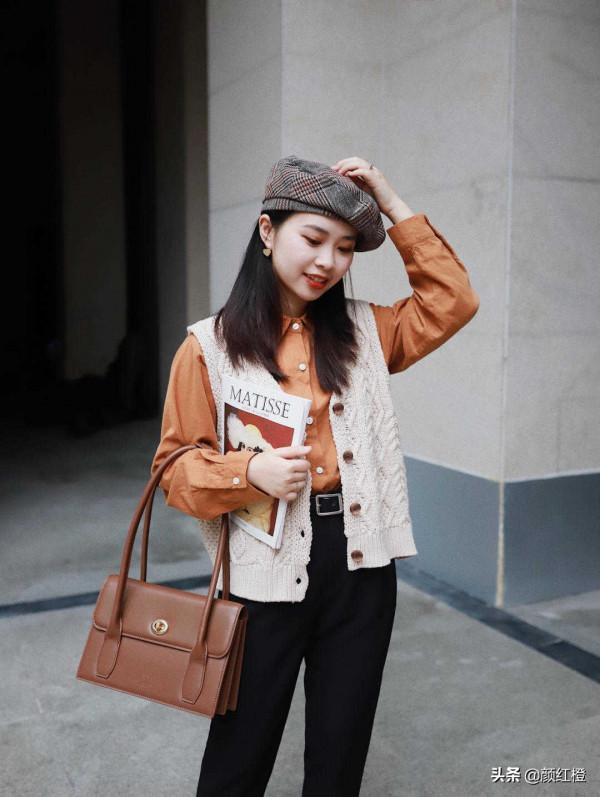 這才是“馬甲”的正確穿法，保暖又洋氣，幾種搭配讓你氣質翻倍
