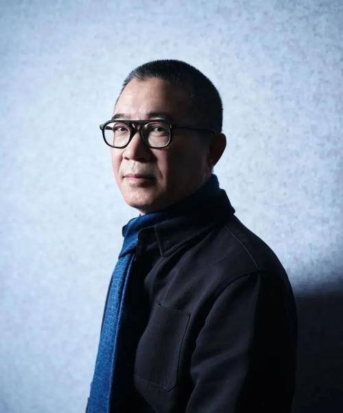 江蘇農村窮小子，10年開3家公司，兩次被踢出局，如今卻身家41億