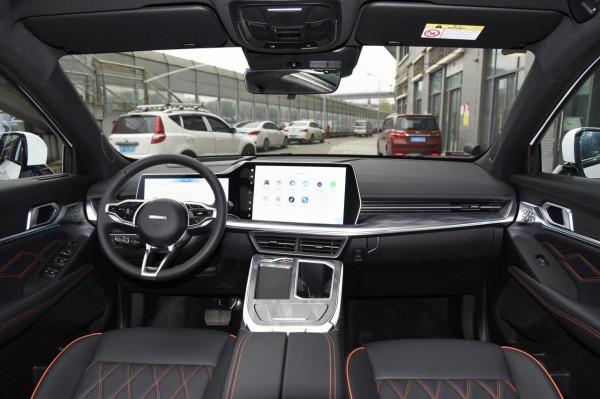 想買安全安靜的SUV，不妨看看哈弗神獸，底盤穩、動力強、油耗低