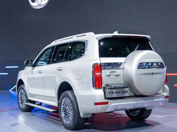 2&period;0T混動系統 油耗更低！坦克500 HEV曝光！價格也將下降？