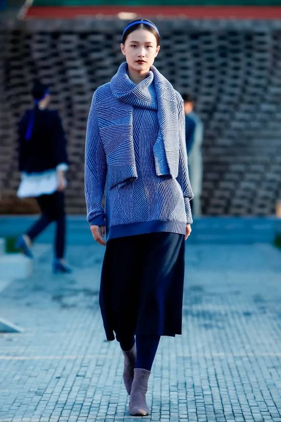 “凌龍×度兮”秋冬時裝釋出會亮相北京隆福文化中心 “凌龍×度兮”秋冬時裝釋出會亮相北京隆福文化中心