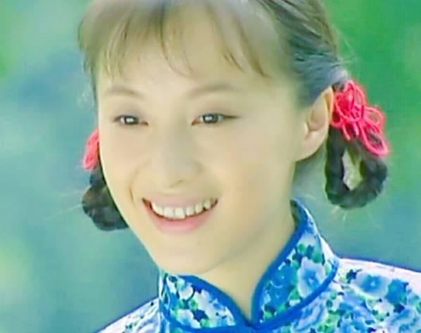 “可雲”徐露：當紅時隱退，嫁大7歲老公，46歲和17歲女兒似姐妹