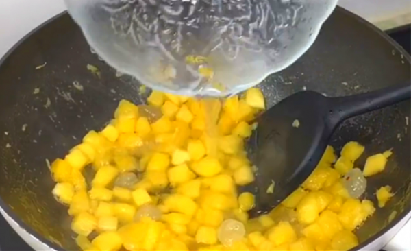 天冷了，少吃香蕉多吃它，一次煮好存冰箱，隨吃隨取，特省事