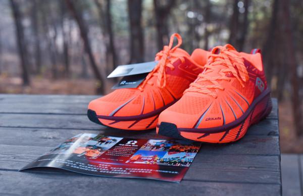 體驗跑步的樂趣-R2雲跑緩減震馬拉松長跑網面運動鞋 體驗跑步的樂趣-R2雲跑緩減震馬拉松長跑網面運動鞋