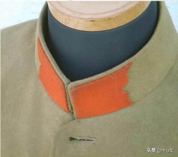 川島芳子那身戎裝，是哪一國哪一軍的軍服