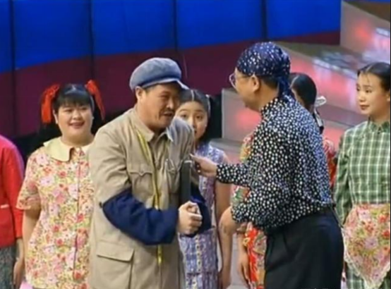 被蔡明“甩了”的郭達，不上春晚去哪了？