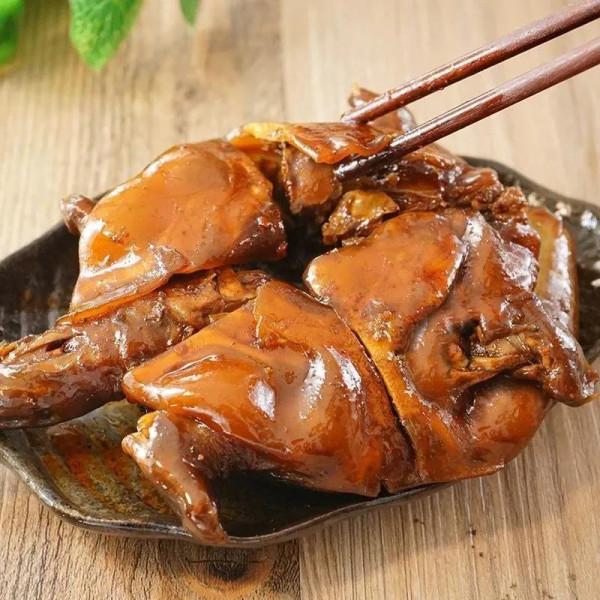 大叔深山養殖:八萬只團魚,兩三年過後,讓他大賺了三千六百萬元 大叔深山養殖:八萬只團魚,兩三年過後,讓他大賺了三千六百萬元