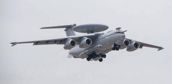 終於輪到中國領先！俄最新無人機亮相，還沒服役就落後中國一代