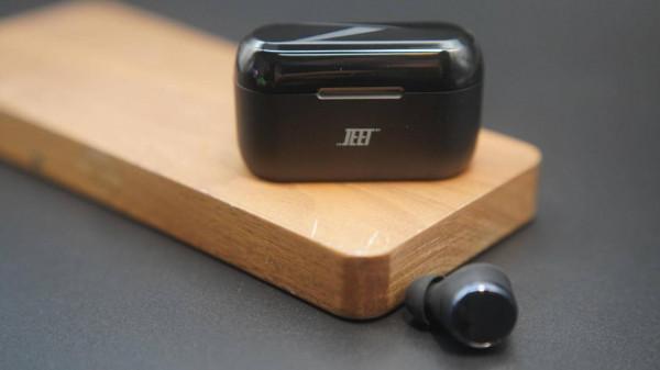 Type-C插口普及，學生黨的藍芽耳機選它準沒錯