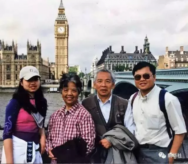 52人帶著50美元赴美，徹底改變了中國